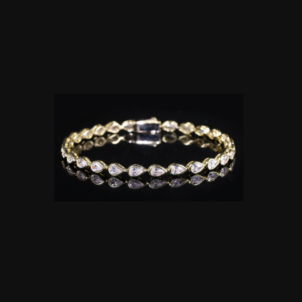 Eternal Amour Pear Tennis Bracelet