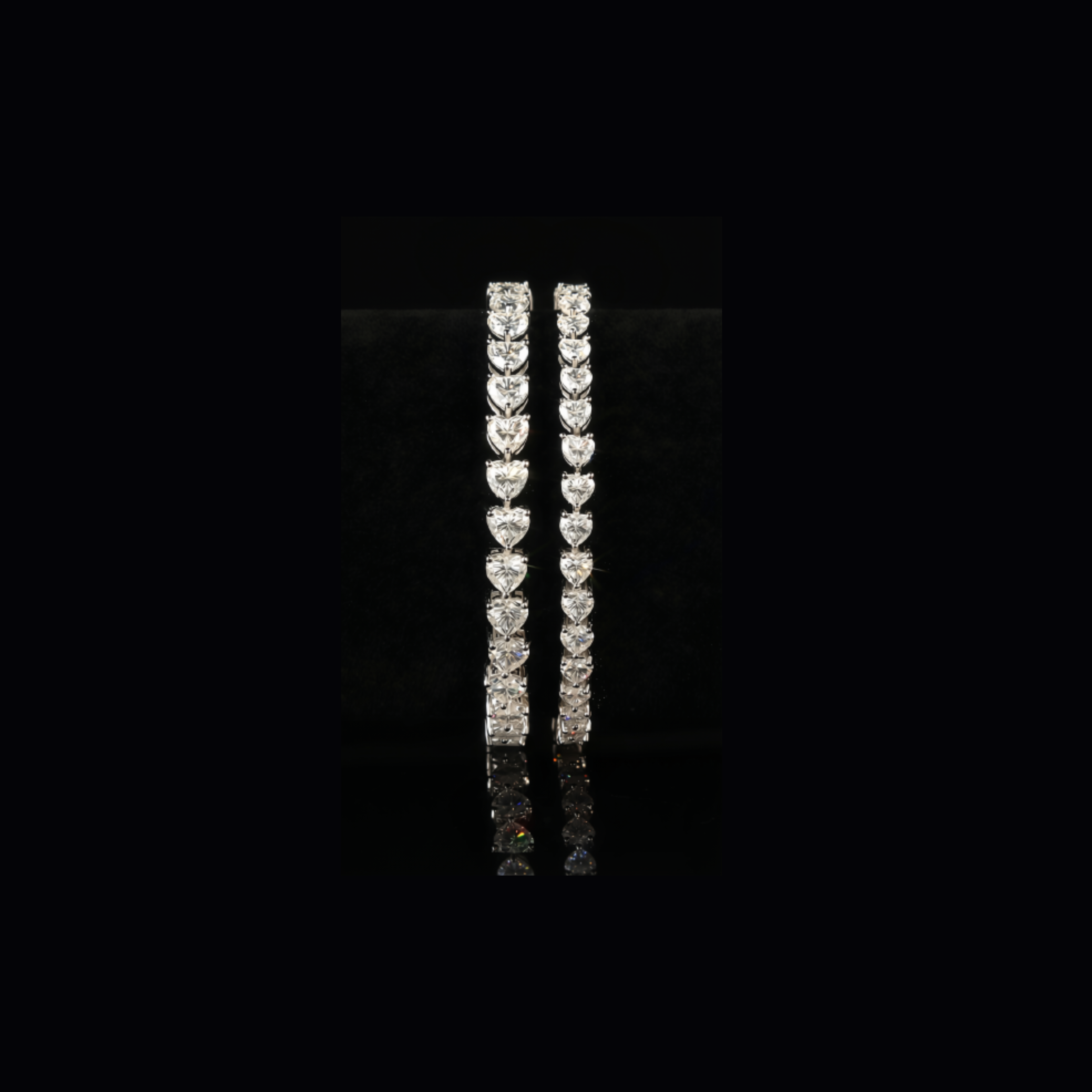 Classic Heart-cut Bracelet