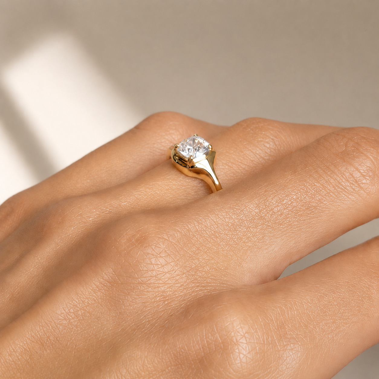 Modern Cushion Bezel Ring (1ct)