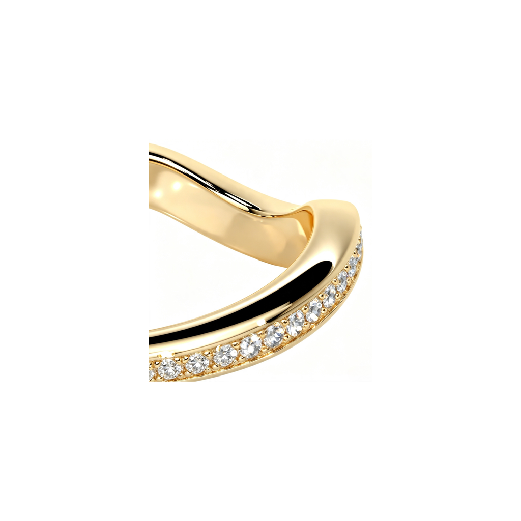 Curved Pavé Band