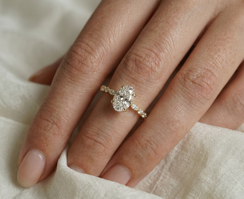 1ct Golden Petal Ring