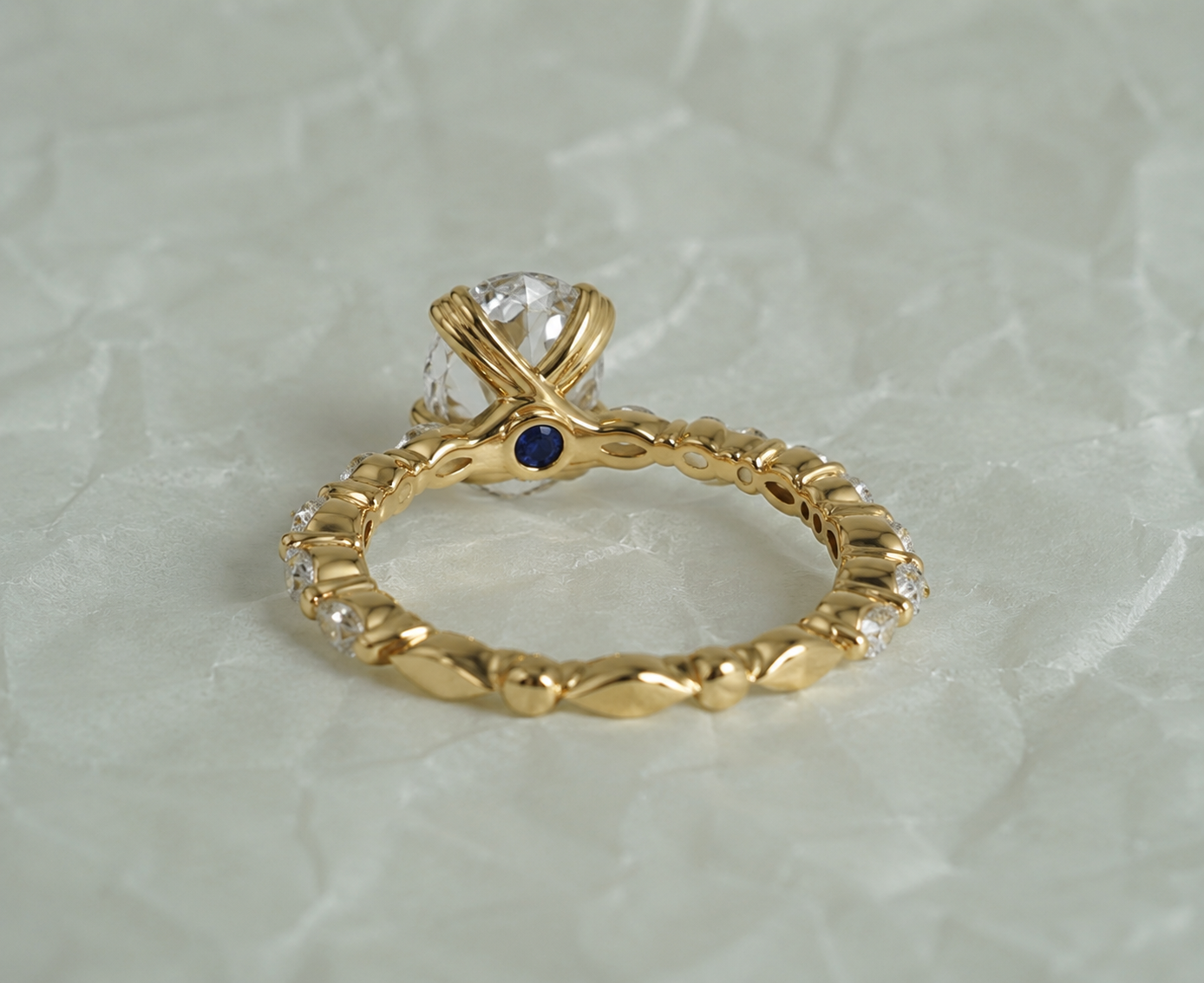 1ct Golden Petal Ring
