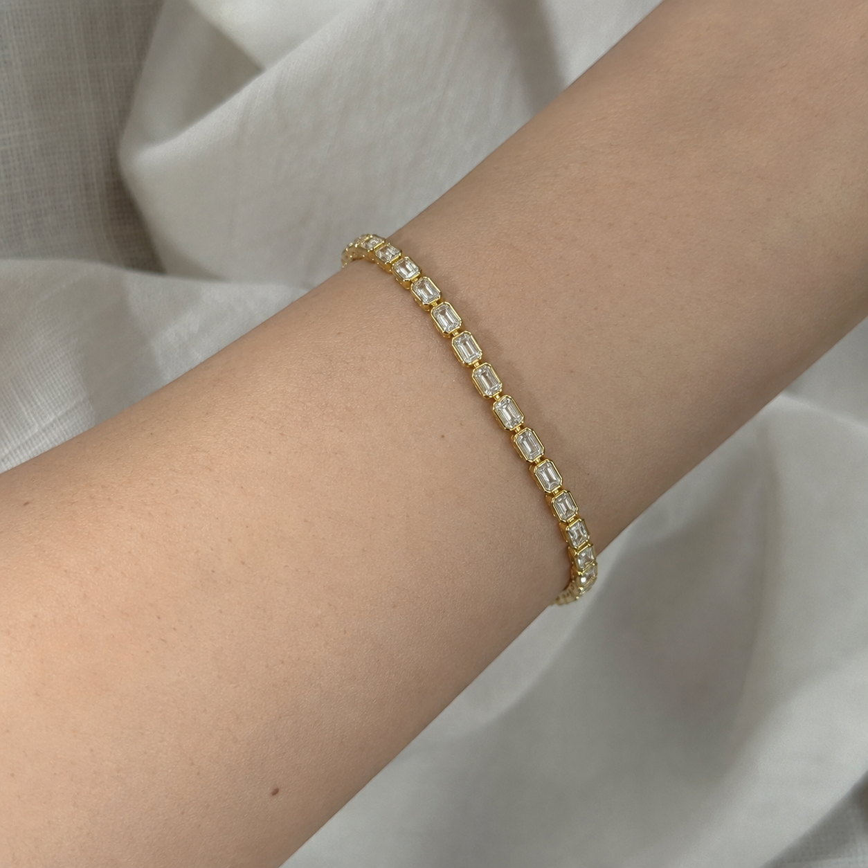 Eternal Amour Emerald Tennis Bracelet