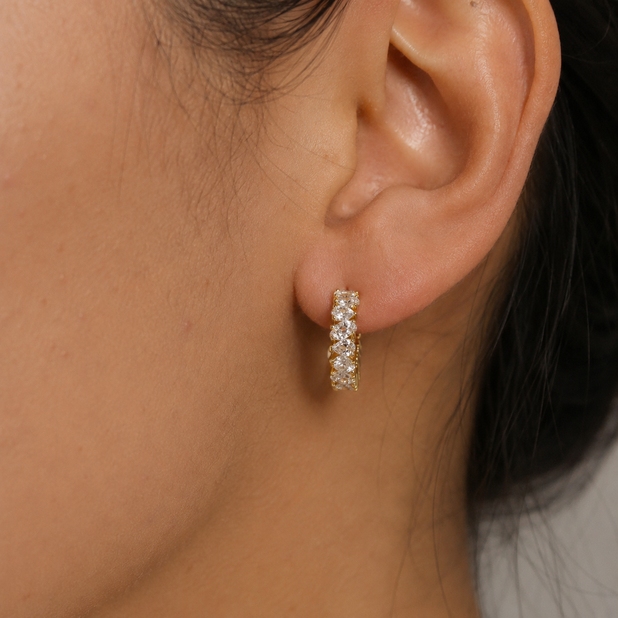 Pear-Cut Open Hoops